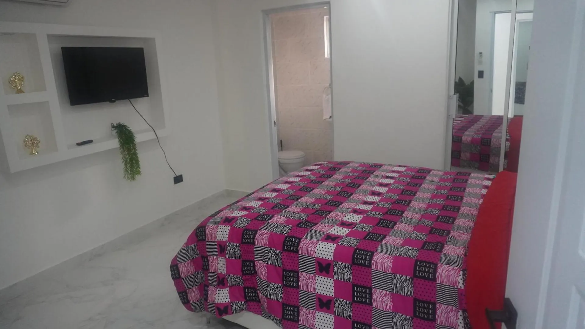 Aparta Hotel Ana Julia Sosúa 5*,